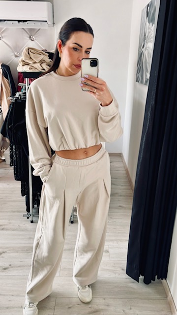 Komplet, dres z zaszewkami beżowy bawełniany S i M
