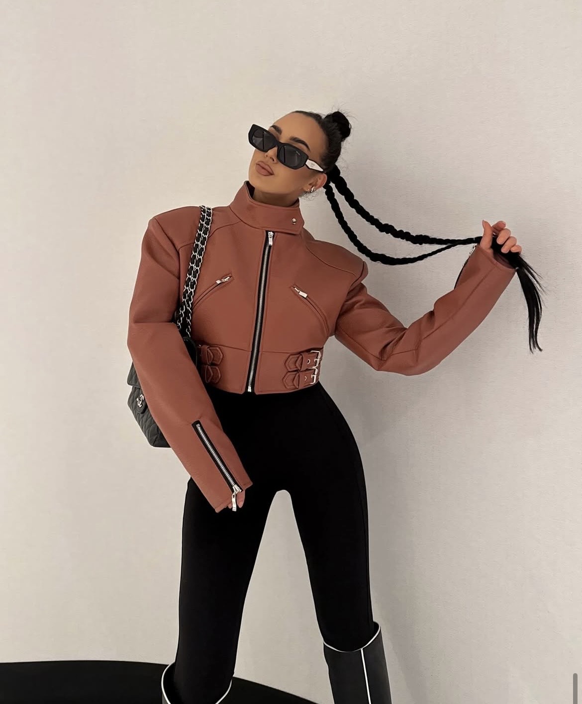 Kurtka z ekoskóry, koral z klamerkami onesize